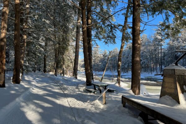 sentier des arts et riviere hiver 2023
